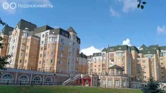 3-комнатная квартира: Тюмень, улица Александра Логунова, 11/11 (146.4 ... - Фото 1