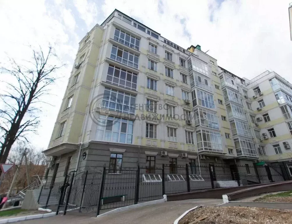 3-комнатная квартира: Казань, улица Лесгафта, 1/2 (110 м) - Фото 1