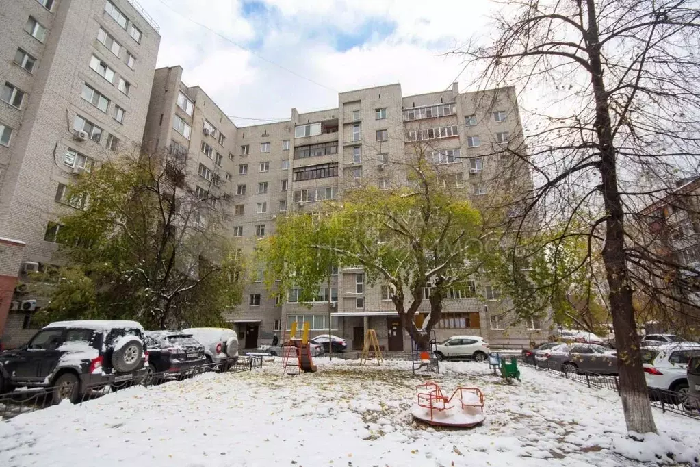 2-к кв. Тюменская область, Тюмень ул. Елизарова, 74 (59.0 м) - Фото 1