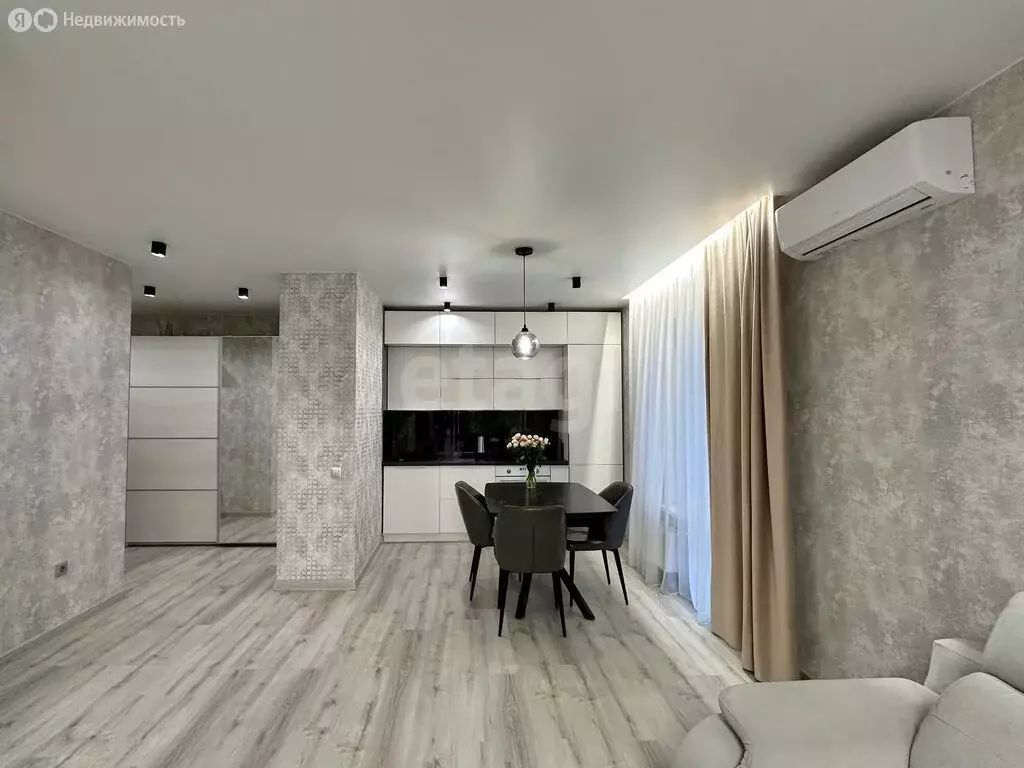 2-комнатная квартира: Казань, улица Рауиса Гареева, 113 (54 м) - Фото 2