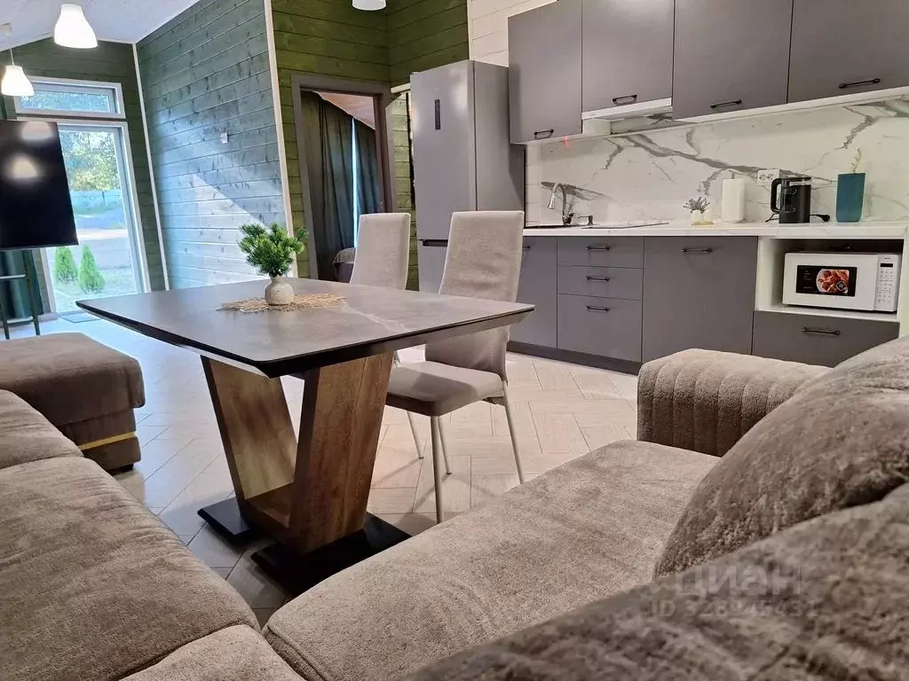 Дом в Костромская область, Костромской район, Караваевское с/пос, д. ... - Фото 1