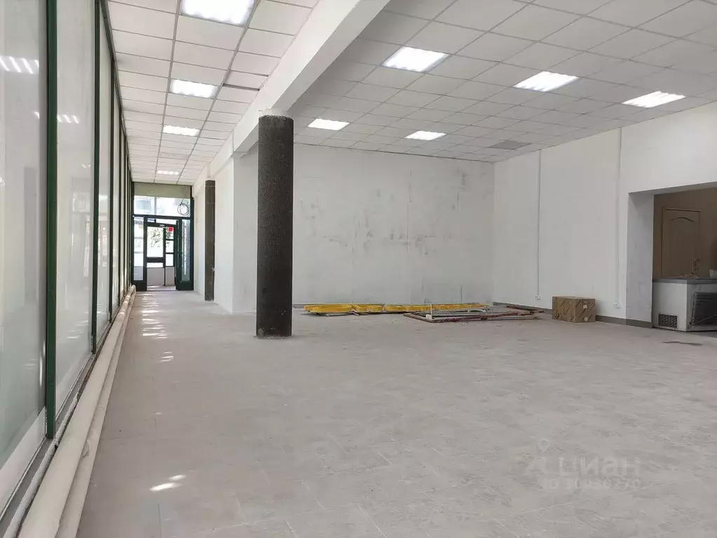 Помещение свободного назначения в Саратовская область, Саратов ул. ... - Фото 1