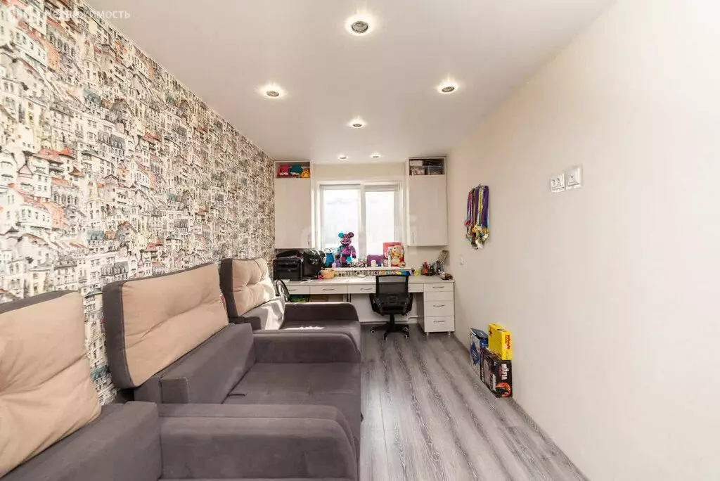 3-комнатная квартира: Курган, улица Максима Горького, 207 (58.1 м) - Фото 1