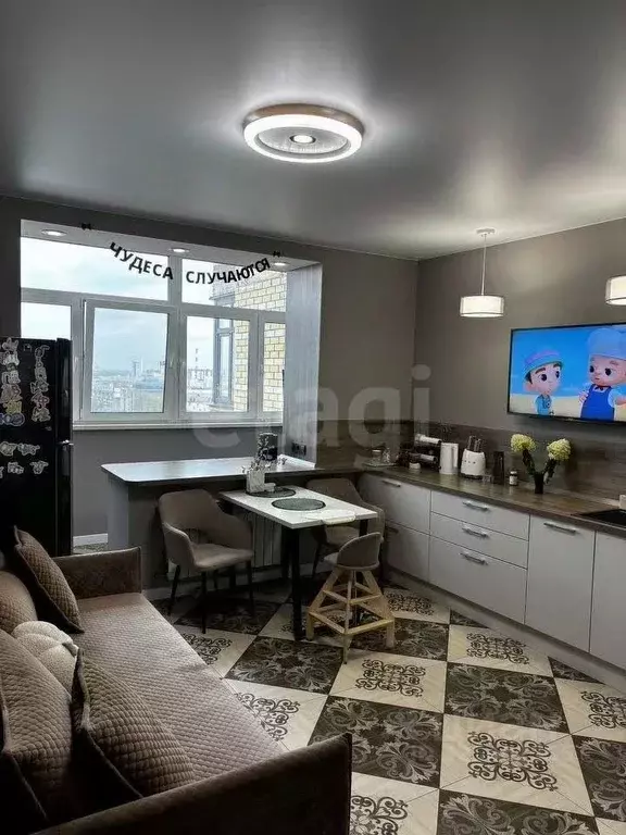 1-к кв. Тюменская область, Тюмень ул. Малыгина, 90 (59.9 м) - Фото 2