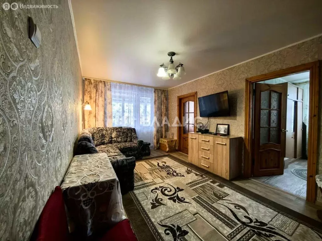 3-комнатная квартира: Смоленск, улица Багратиона, 55А (62 м) - Фото 0