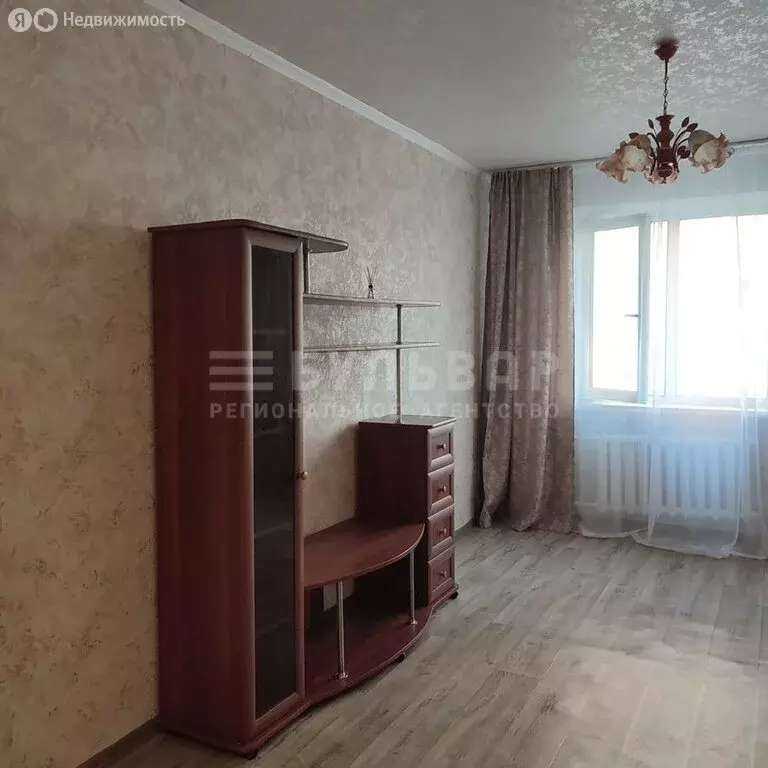 2-комнатная квартира: Тула, улица Мезенцева, 44к3 (50 м) - Фото 1