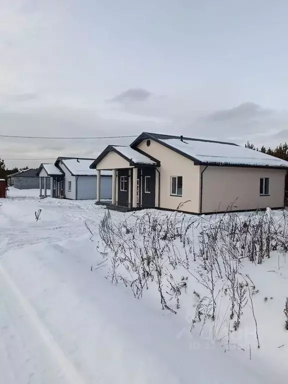 Дом в Свердловская область, Белоярский муниципальный округ, пос. ... - Фото 1