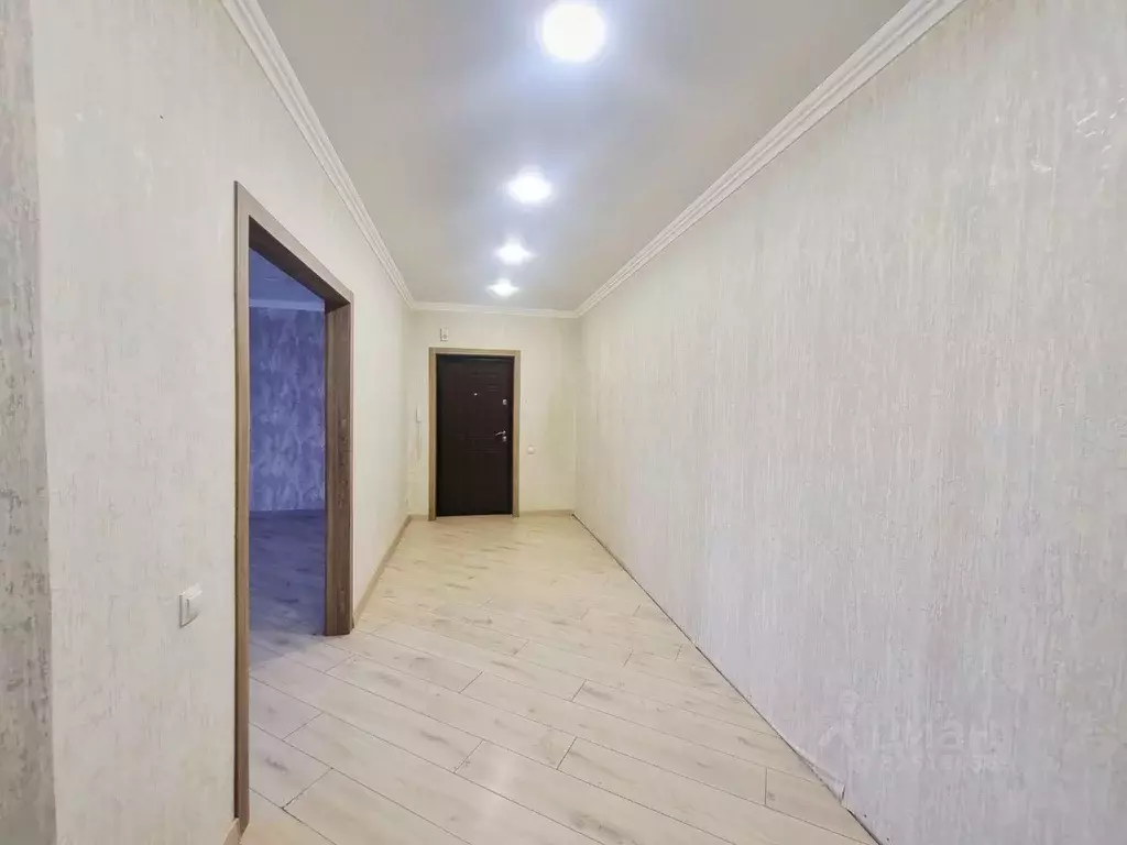 2-к кв. Хакасия, Абакан ул. Кирова, 206А (71.1 м) - Фото 2