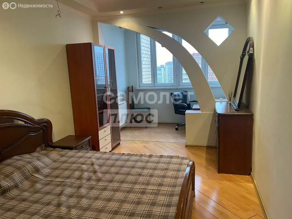 3-комнатная квартира: Люберцы, микрорайон Городок Б, улица 3-е ... - Фото 0