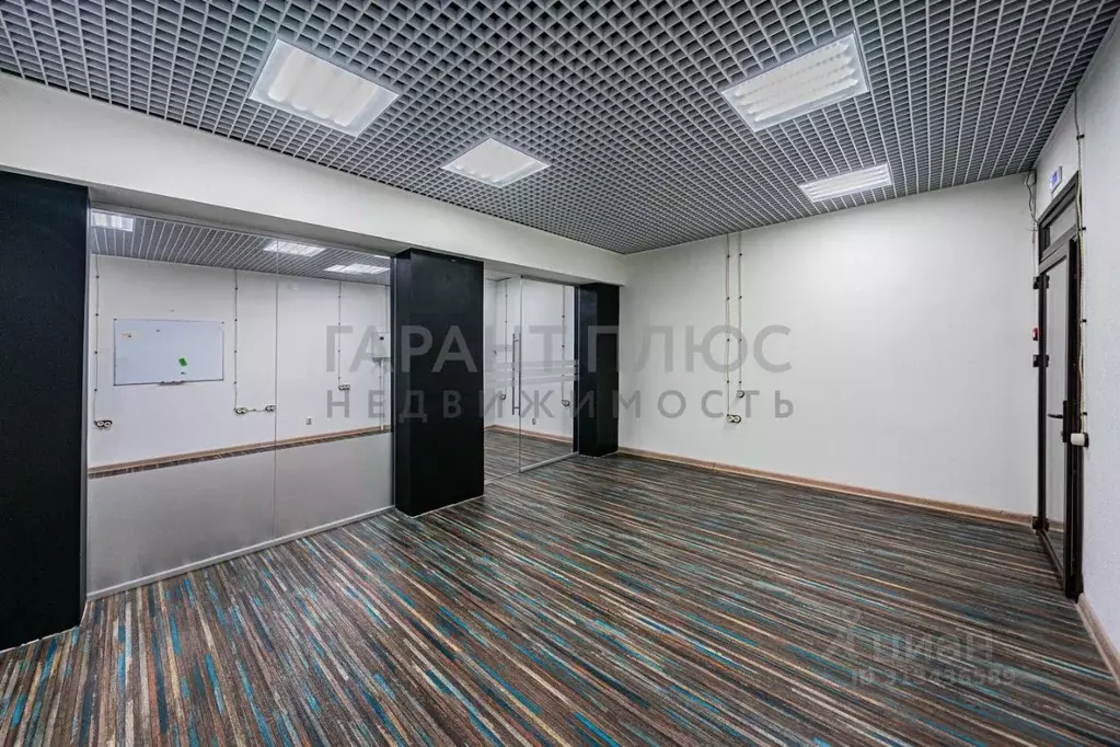 Помещение свободного назначения в Липецкая область, Липецк Кузнечная ... - Фото 1