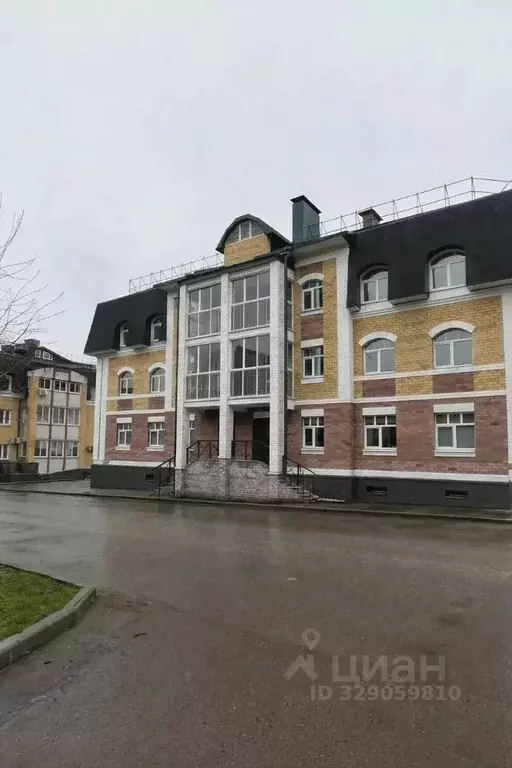 3-к кв. Кировская область, Киров ул. Герцена, 24 (124.7 м) - Фото 2