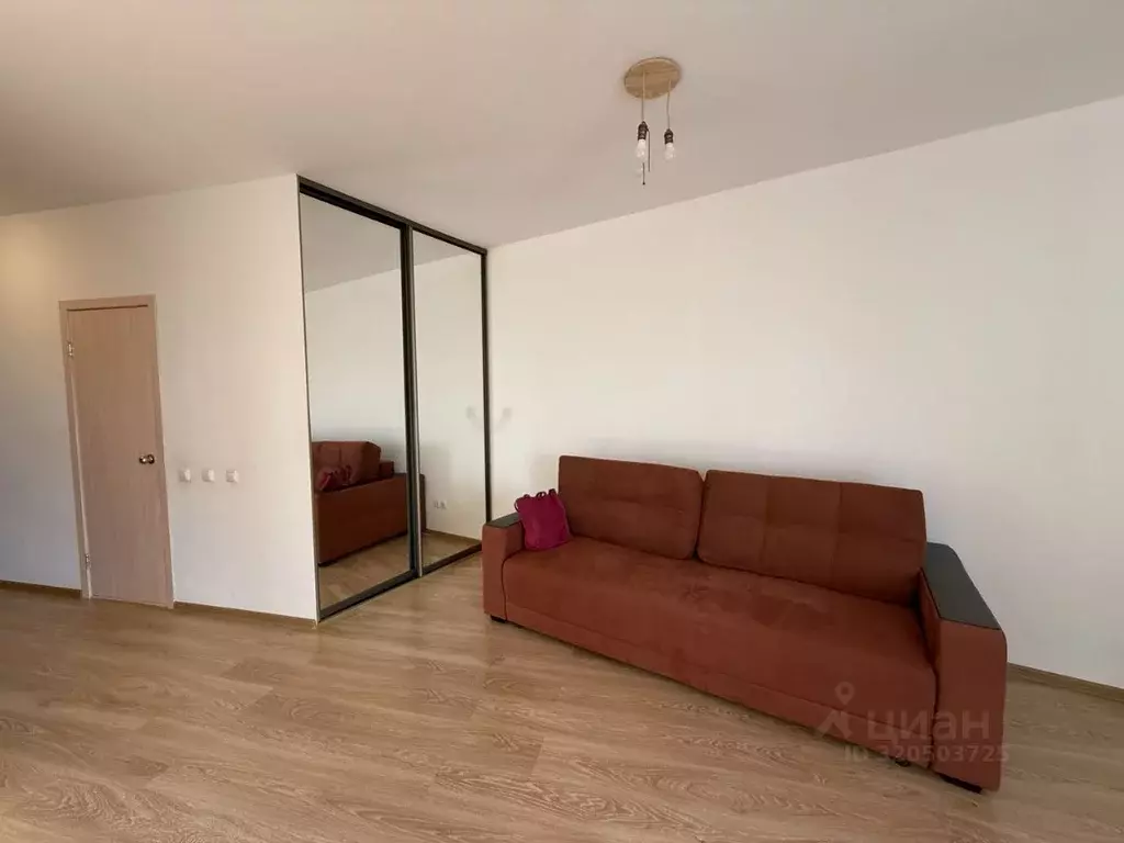 Студия Свердловская область, Екатеринбург Уктус жилрайон, Светлый мкр, ... - Фото 2