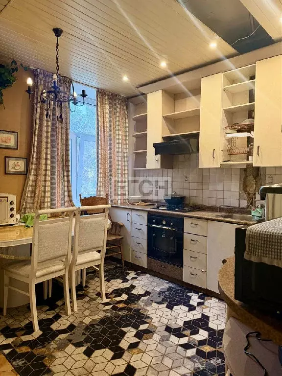 Продается 3-комнатная квартира - Фото 1