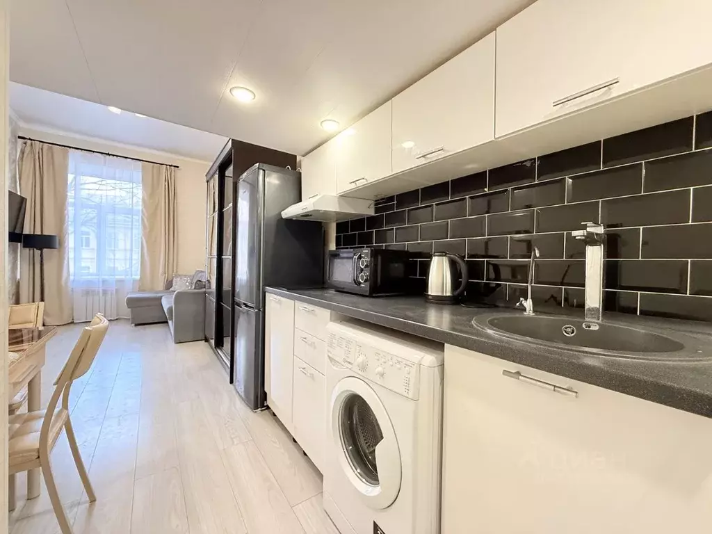 Комната Санкт-Петербург ул. Чапаева, 11/4 (22.0 м) - Фото 1