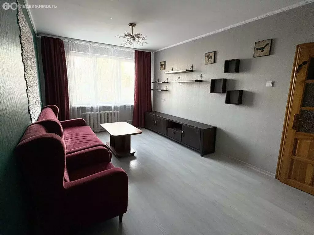 3-комнатная квартира: Калининград, улица Лилии Иванихиной, 5 (64 м) - Фото 1