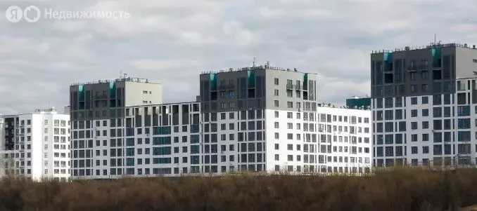 2-комнатная квартира: Тюмень, улица Павла Никольского, 10 (68.1 м) - Фото 0