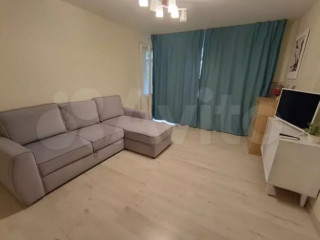 2-к. квартира, 48 м, 2/9 эт. - Фото 0