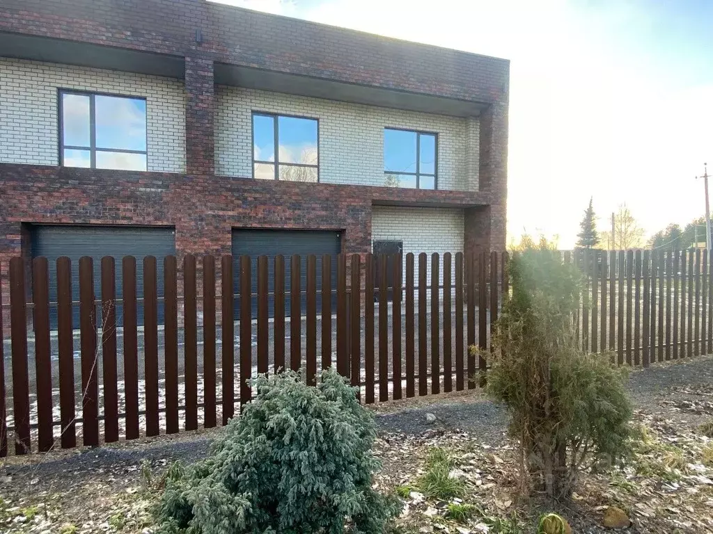 Таунхаус в Орловская область, Орловский муниципальный округ, д. ... - Фото 1