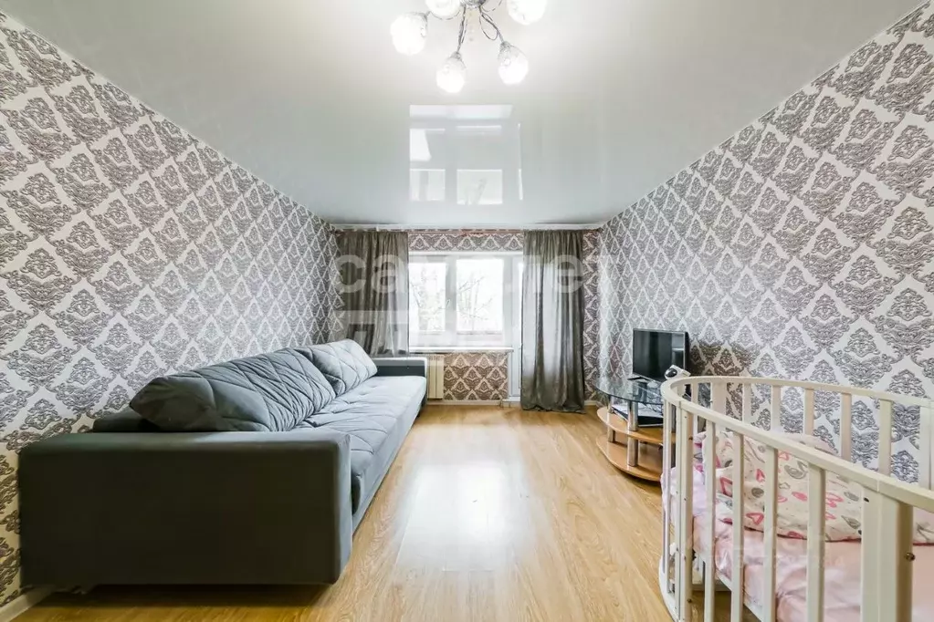 2-к кв. Свердловская область, Екатеринбург ул. Культуры, 14 (38.7 м) - Фото 0