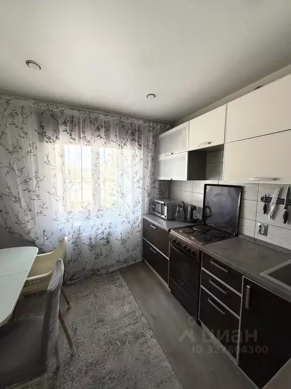 2-к кв. Бурятия, Улан-Удэ Аэропорт мкр, 28 (49.4 м) - Фото 1