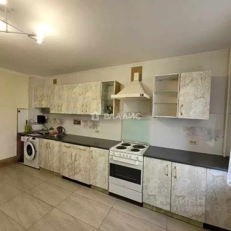 2-к кв. Владимирская область, Владимир ул. Чайковского, 25а (114.0 м) - Фото 0