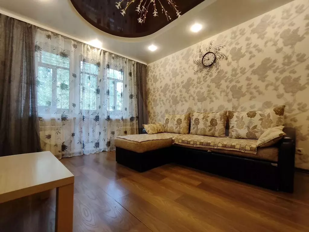 2-к. квартира, 46 м, 5/5 эт. - Фото 1