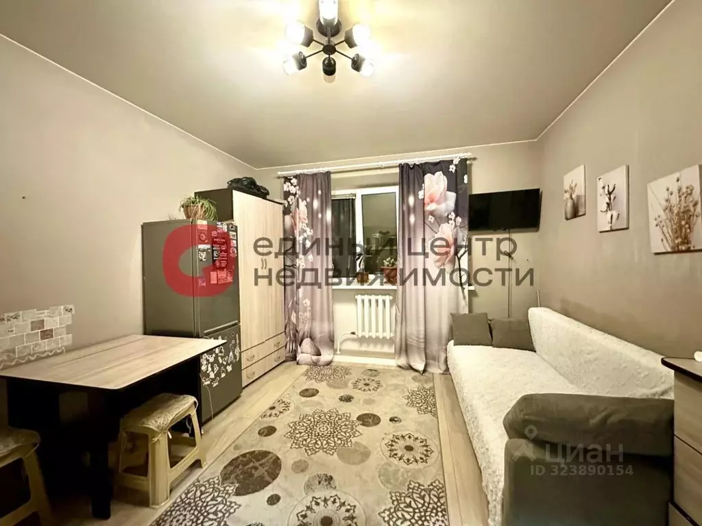 Студия Тюменская область, Тюмень Матмасы мкр, ул. Пражская, 28 (20.1 ... - Фото 1