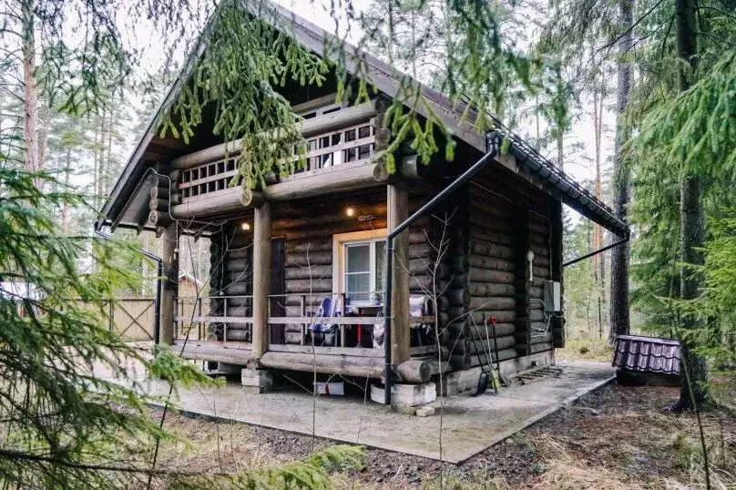 Дом в Ленинградская область, Гатчинский район, Вырица городской ... - Фото 1