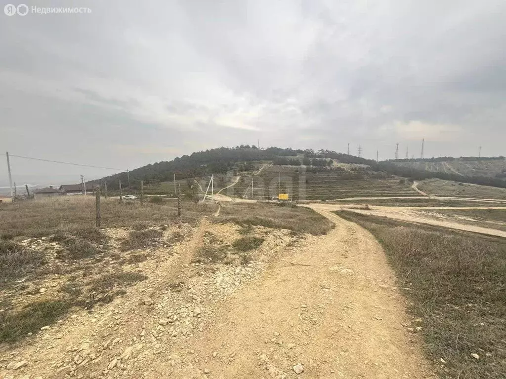 Участок в Республика Крым, муниципальный округ Феодосия, село ... - Фото 2