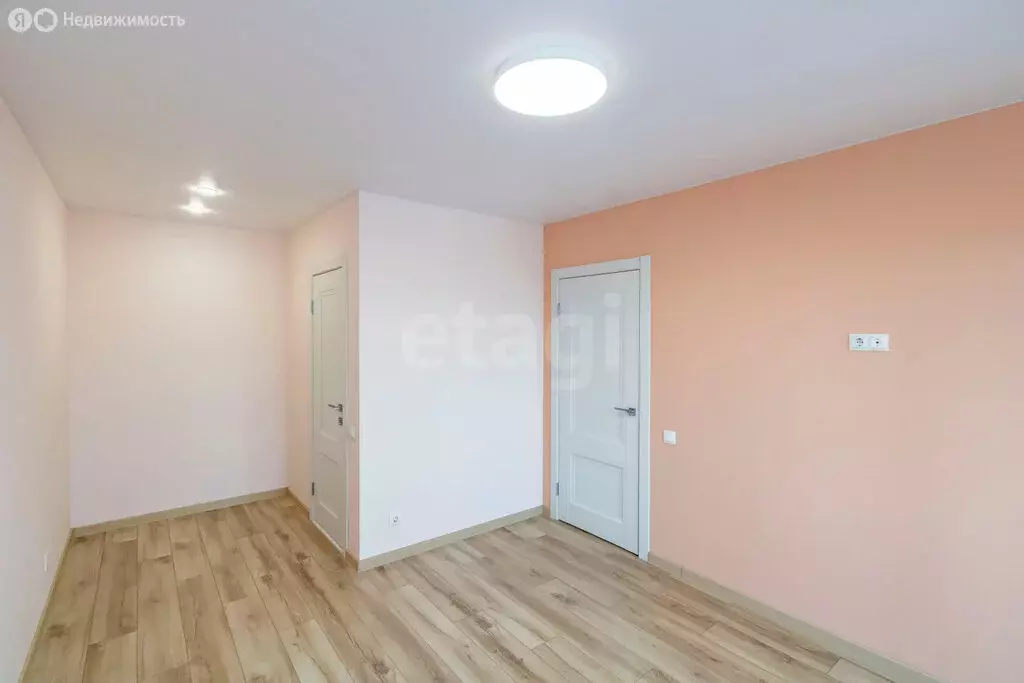 2-комнатная квартира: Тюмень, улица 50 лет Октября, 57Бк2 (58.3 м) - Фото 2