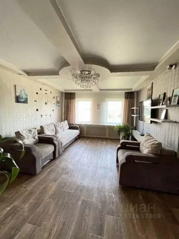Дом в Тыва, Кызыл ул. Орджоникидзе, 50 (100 м) - Фото 1