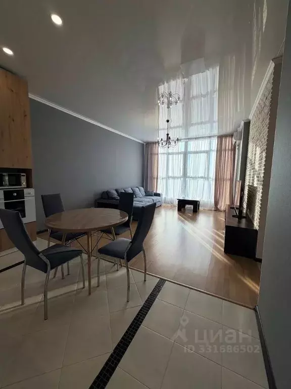 1-к кв. Татарстан, Казань ул. Павлюхина, 110В (55.0 м) - Фото 2