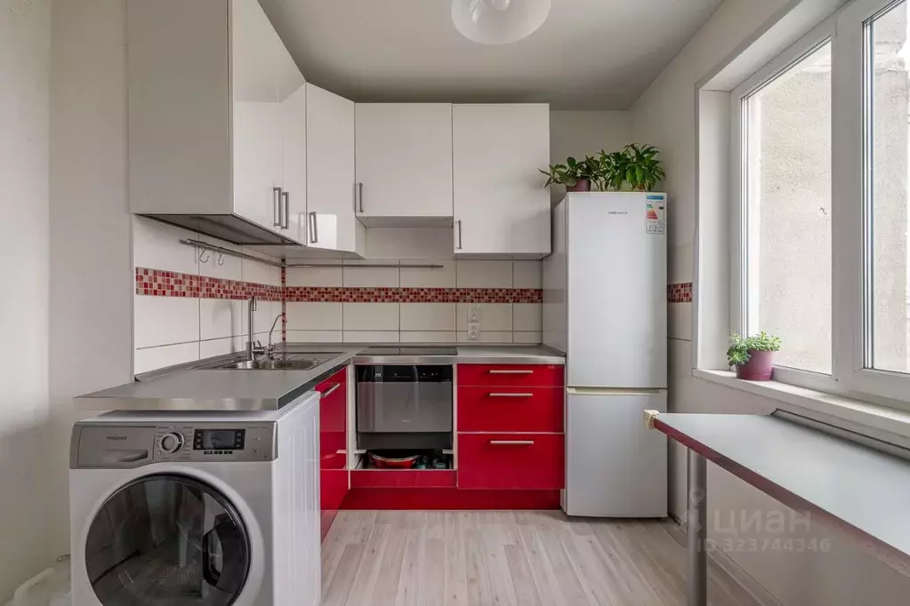 3-к кв. Свердловская область, Екатеринбург ул. Шейнкмана, 134 (71.5 м) - Фото 1