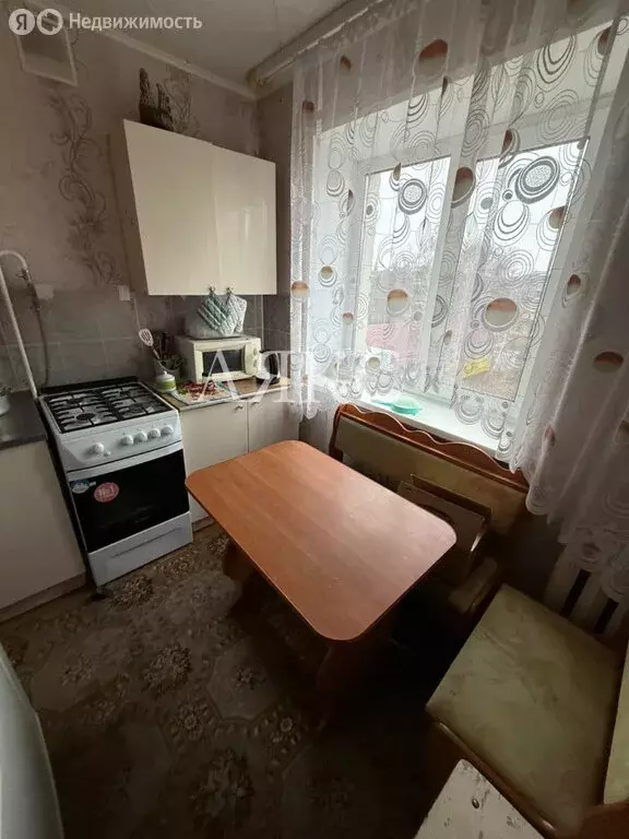 2-комнатная квартира: Ишимбай, улица Губкина, 45 (42.7 м) - Фото 2