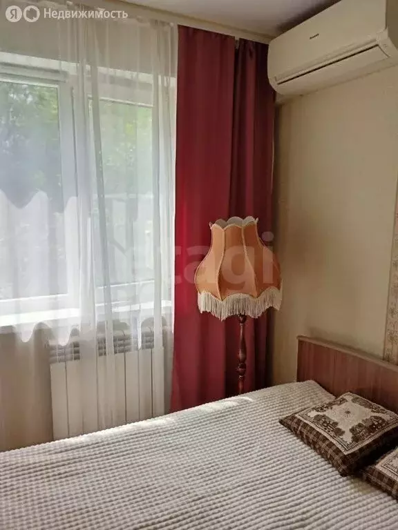 2-комнатная квартира: Омск, улица Декабристов, 110 (45 м) - Фото 0