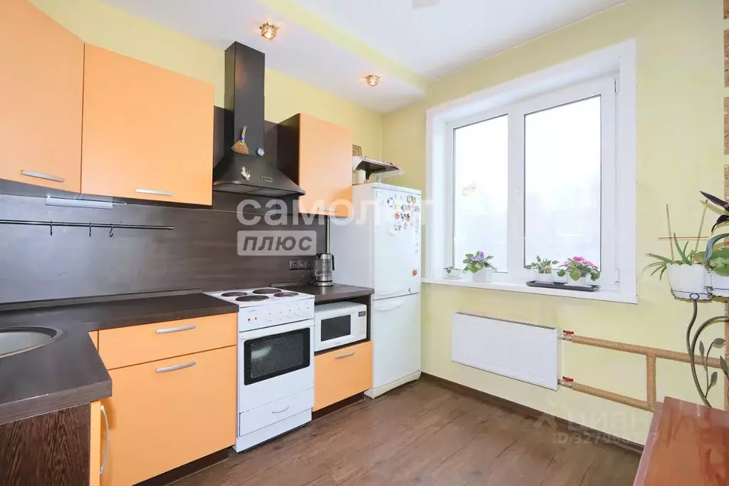 3-к кв. Кемеровская область, Кемерово Октябрьский просп., 80А (59.9 м) - Фото 1