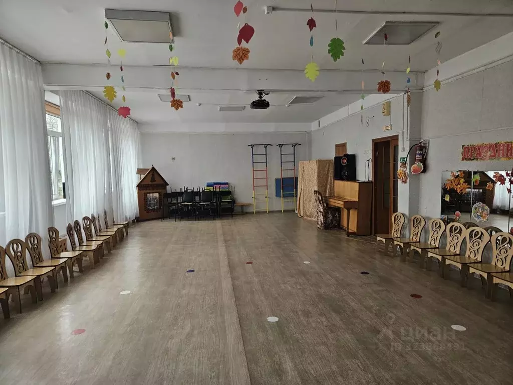 Помещение свободного назначения в Приморский край, Находка просп. ... - Фото 1