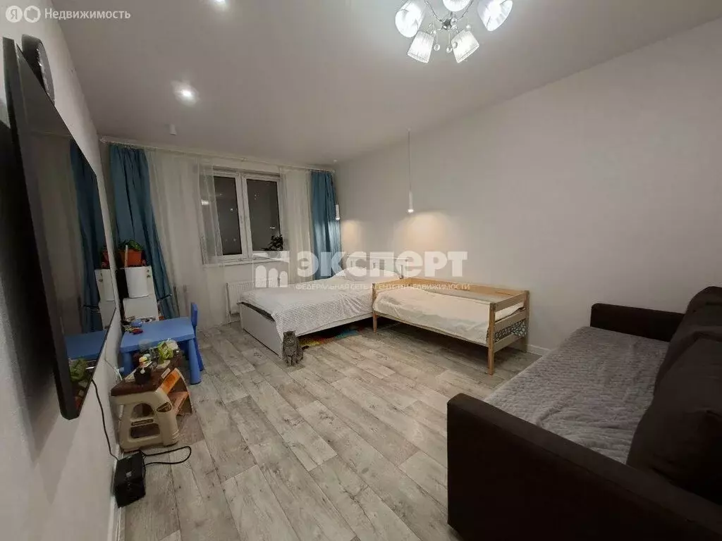 1-комнатная квартира: Казань, улица Академика Завойского, 23 (38 м) - Фото 2