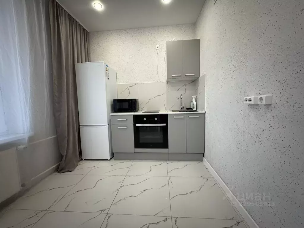 1-к кв. Татарстан, Казань ул. Сабира Ахтямова, 1к1 (38.0 м) - Фото 1