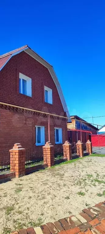 Дом 210 м на участке 6 сот. - Фото 0