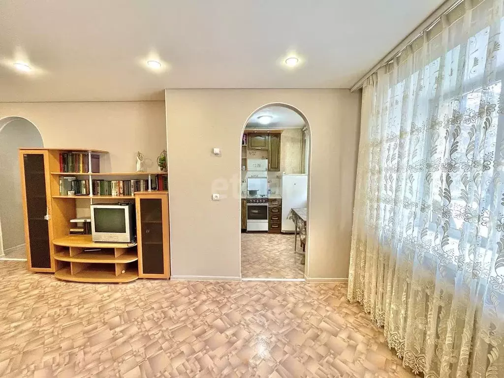 2-к кв. Забайкальский край, Чита Нагорная ул., 85А (43.8 м) - Фото 1