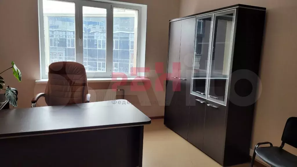 Продам офисное помещение, 178.5 м - Фото 1