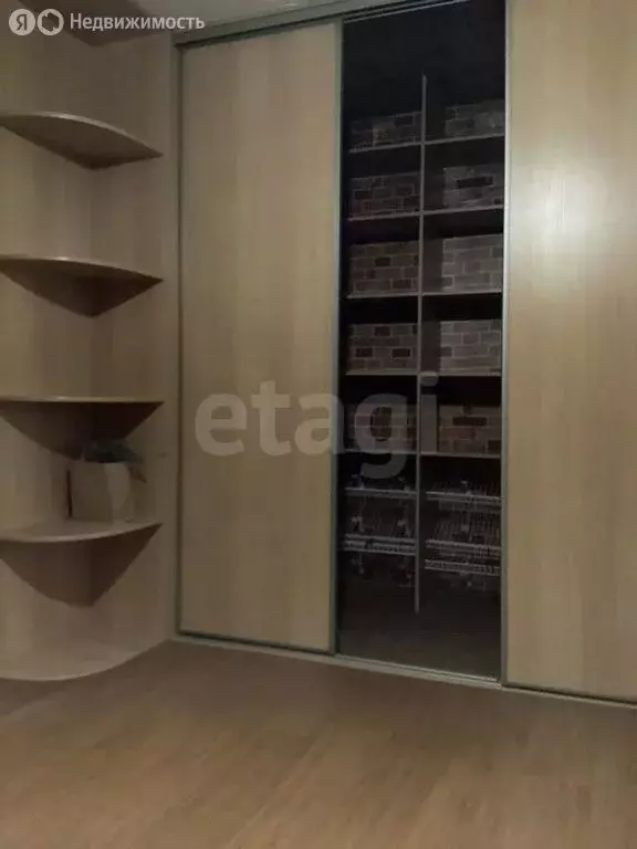 2-комнатная квартира: Борисовка, рабочий посёлок Борисовка, Советская ... - Фото 0