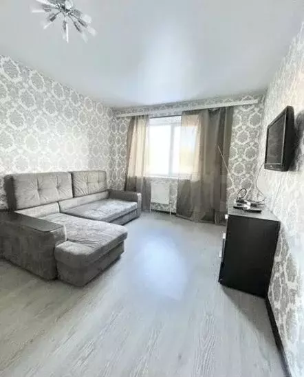 1-к. квартира, 38 м, 2/5 эт. - Фото 0