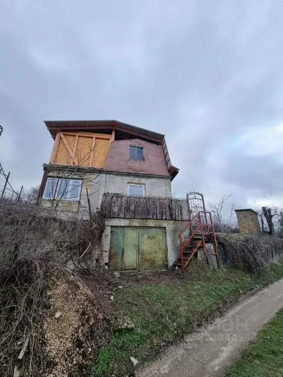 Дом в Крым, Симферопольский район, 3-й массив садовые участки ул. ... - Фото 1