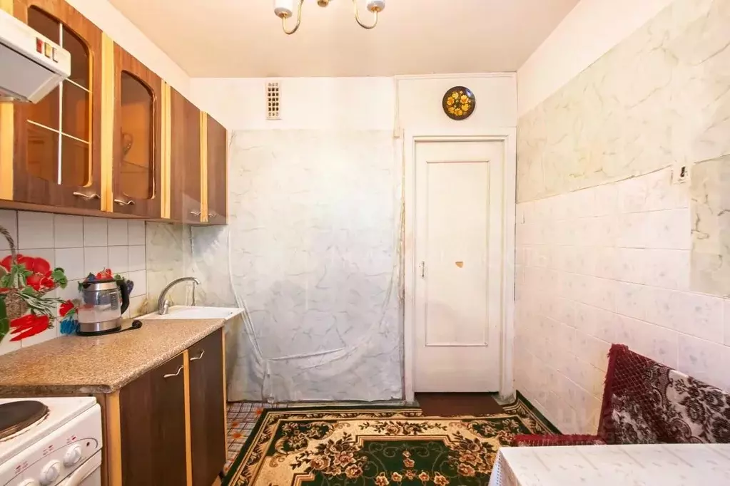 3-к кв. Тюменская область, Тюмень ул. Пермякова, 25 (65.1 м) - Фото 0