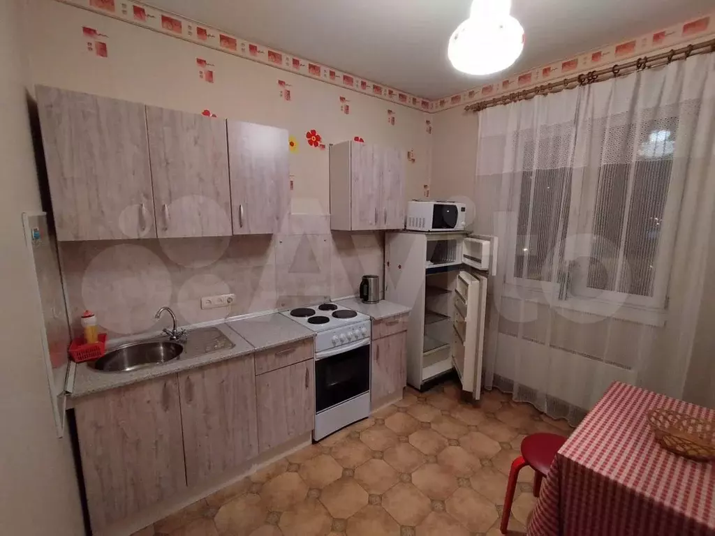 1-к. квартира, 40 м, 4/17 эт. - Фото 0