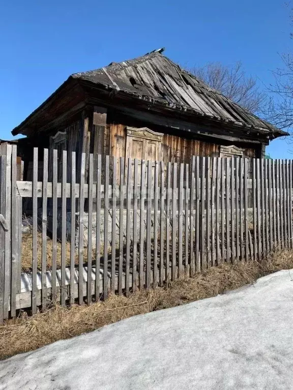 Дом в Кемеровская область, Березовский ул. Кемерова (32 м) - Фото 0