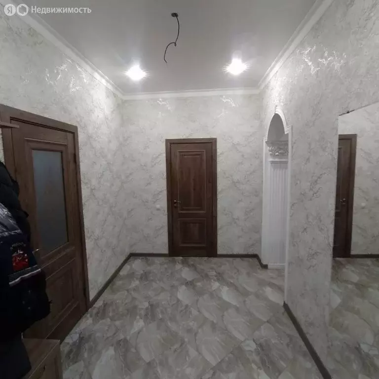 Дом в Владикавказ, улица Ушинского, 52 (190 м) - Фото 1