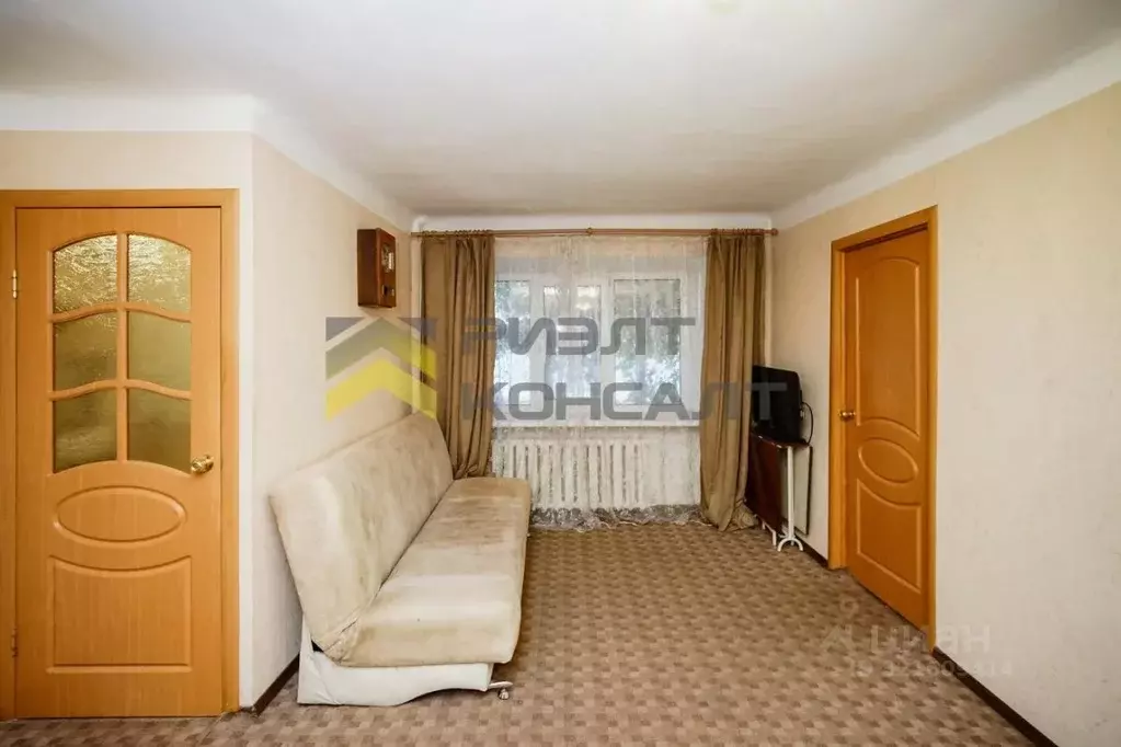 2-к кв. Омская область, Омск Городок Нефтяников мкр, бул. Петухова, 1 ... - Фото 1